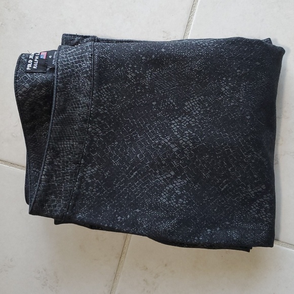 POLO JEANS CO Ralph Lauren Womens Snake Print black Bootcut Stretch Pants/Jeans. - Picture 10 of 12